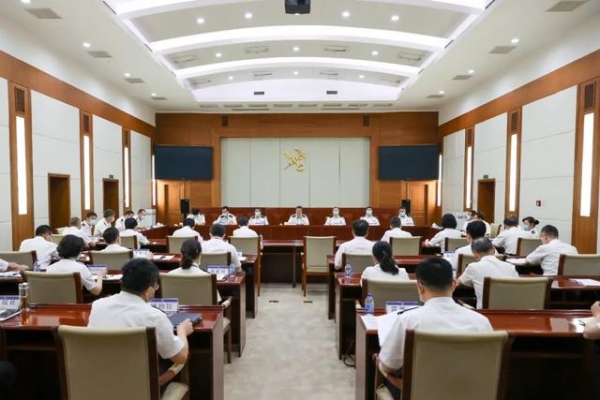 倪岳峰在海关总署党委理论学习中心组（扩大）学习暨党史学习教育读书班结束时作总结讲话-2.jpg