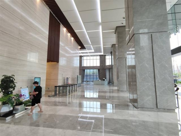 深圳福田保税区3大楼办公室出租现状介绍之CFC长富金茂大厦-5.jpg